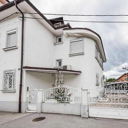 Kavon Apartments リュブリャナ エクステリア 写真